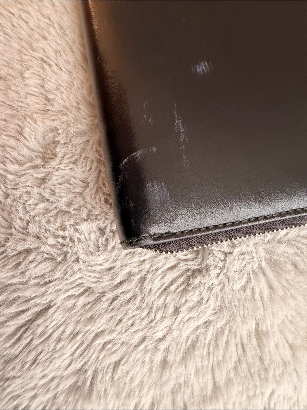 Authentic Balenciaga Black Leather Zip Wallet - Picture 2 of 7